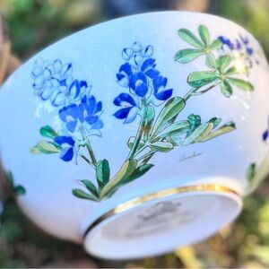 Boehm Hand Painted Porcelain Bowl “Bluebonnet”by Barbara Bush Gold Trimmed Bowl